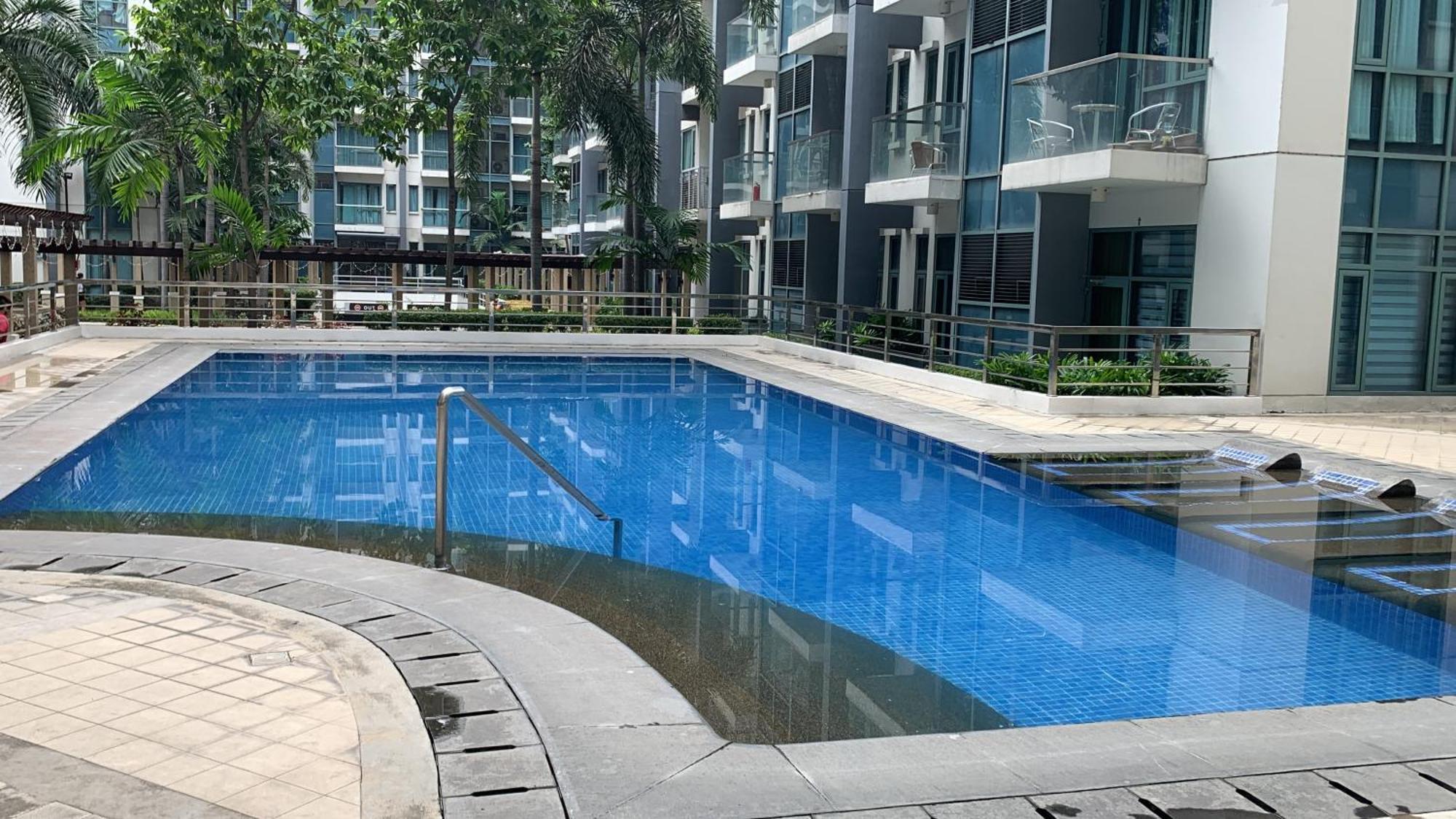 One Palm Tree Villas Condominium - Studio 2Nd Fl With Balcony - Across Terminal 3 Airport Pasay Ngoại thất bức ảnh